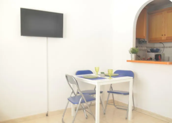 Pretty Studio With Swimming Pool